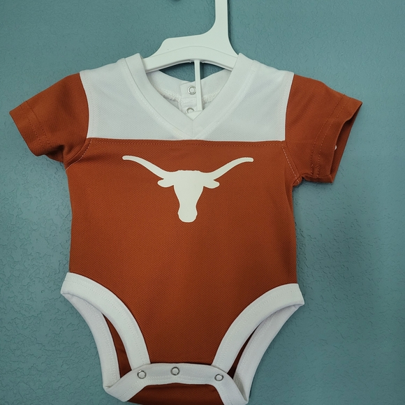 University Of Texas Longhorns Rivalry Threads Burnt Orange & White Bodysuit UT - Picture 1 of 3